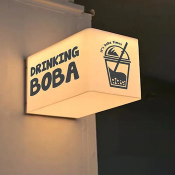 Maximize your retail impact. Our side-mount lightbox signs offer brilliant, even illumination for advertising. Easy installation, various sizes.